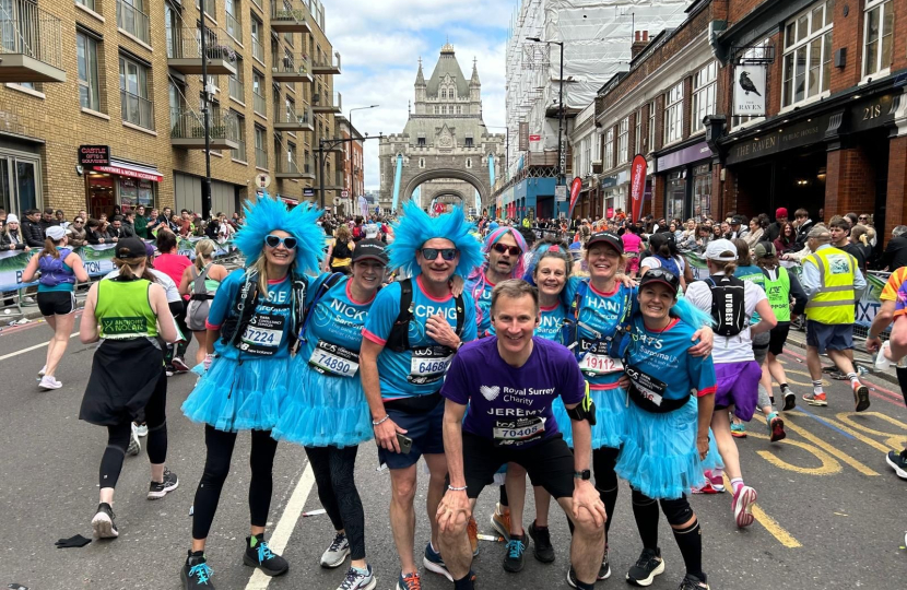 Jeremy Hunt MP running the London Marathon with friends and family in support of Sarcoma UK for his late brother Charlie.