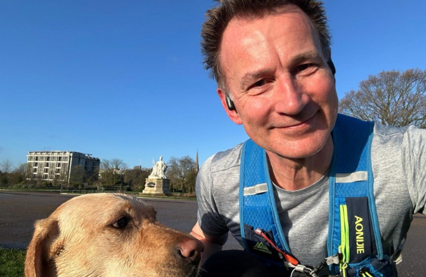 Jeremy Hunt MP training for the London Marathon with his dog Poppy.