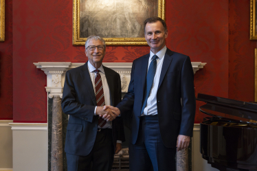 Chancellor Jeremy Hunt meets Bill Gates.